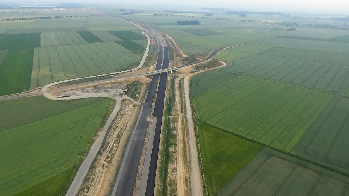 Trwają prace budowlane na odcinku S3 z Legnicy do Jawora