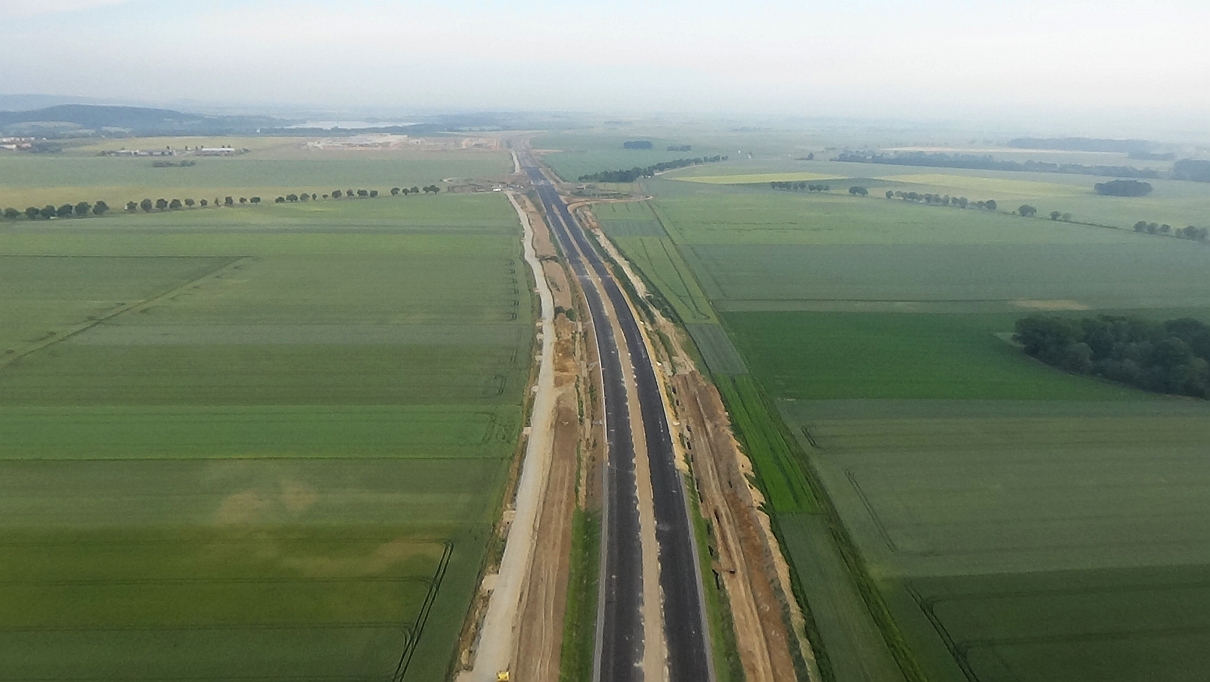 Trwają prace budowlane na odcinku S3 z Legnicy do Jawora