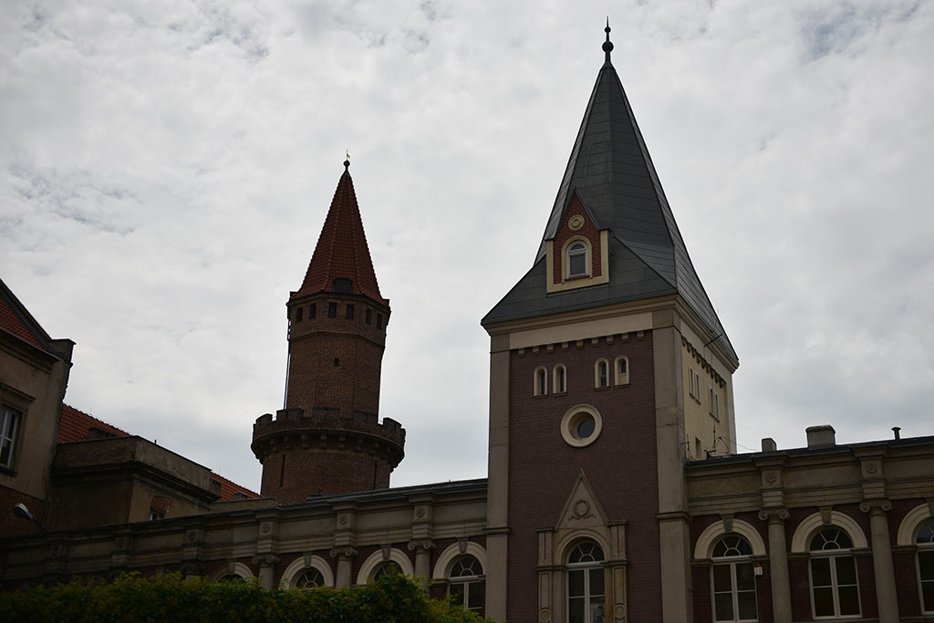 Legniczanie na jednym ze szlaków śladami legnickich zegarów