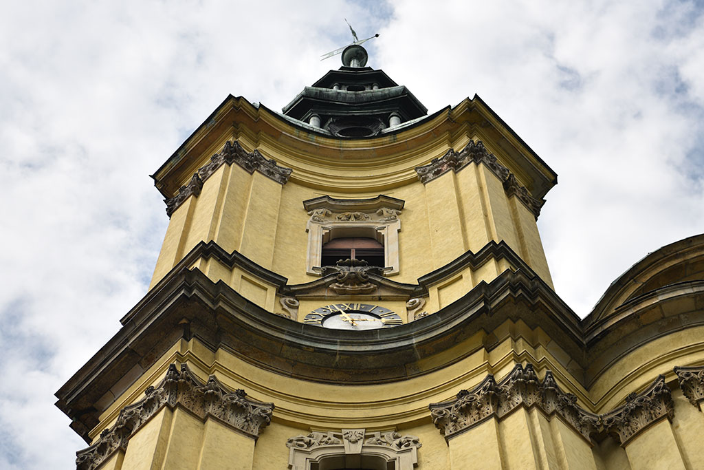 Legniczanie na jednym ze szlaków śladami legnickich zegarów