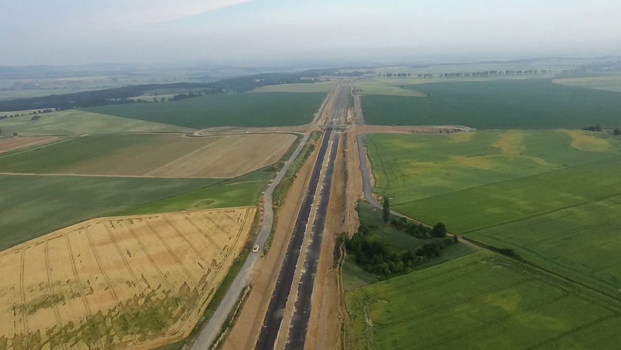 Trwają prace budowlane na odcinku S3 z Legnicy do Jawora