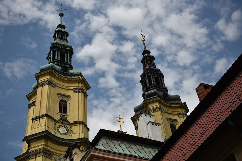 Legniczanie na jednym ze szlaków śladami legnickich zegarów