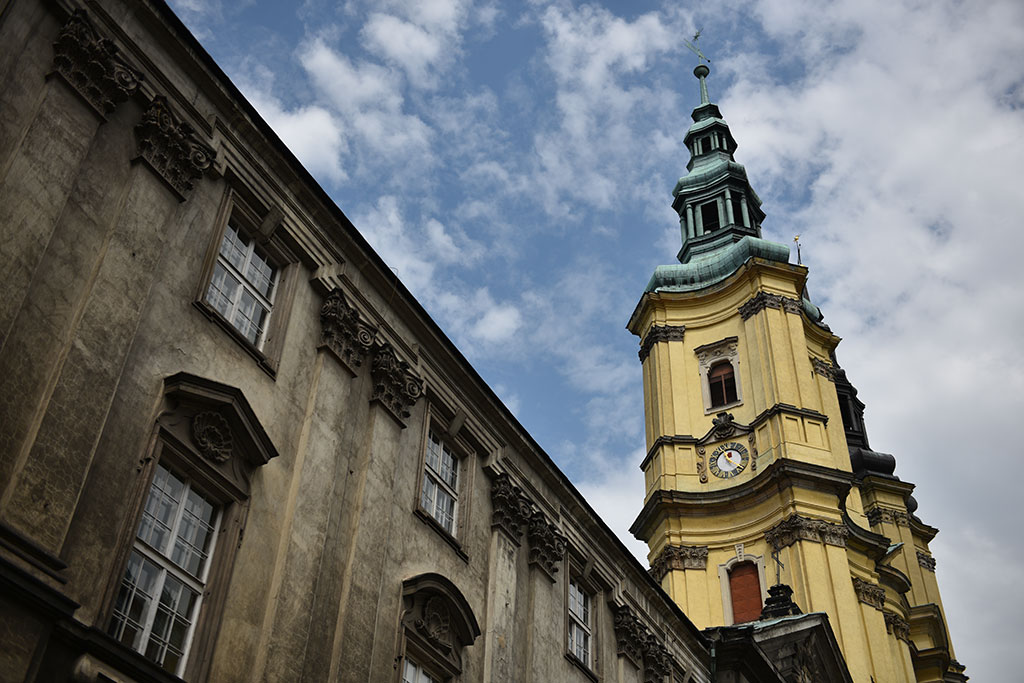 Legniczanie na jednym ze szlaków śladami legnickich zegarów