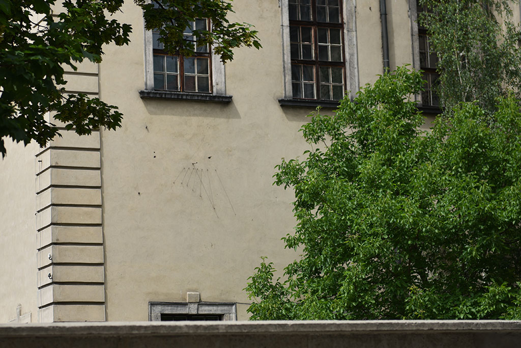 Legniczanie na jednym ze szlaków śladami legnickich zegarów