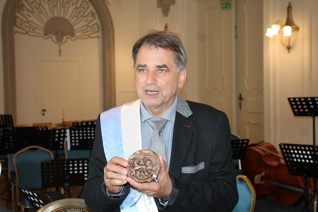 Waldemar Krzystek honorowym obywatelem Legnicy           
