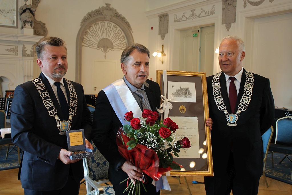 Waldemar Krzystek honorowym obywatelem Legnicy           
