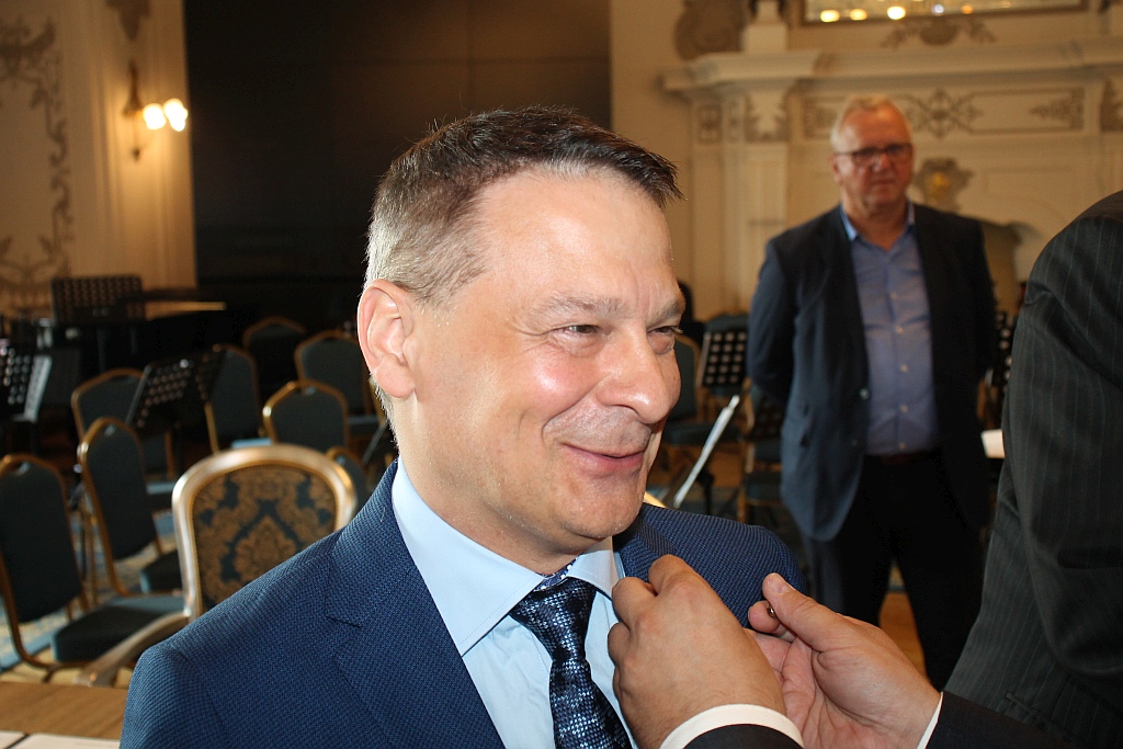 Waldemar Krzystek honorowym obywatelem Legnicy           
