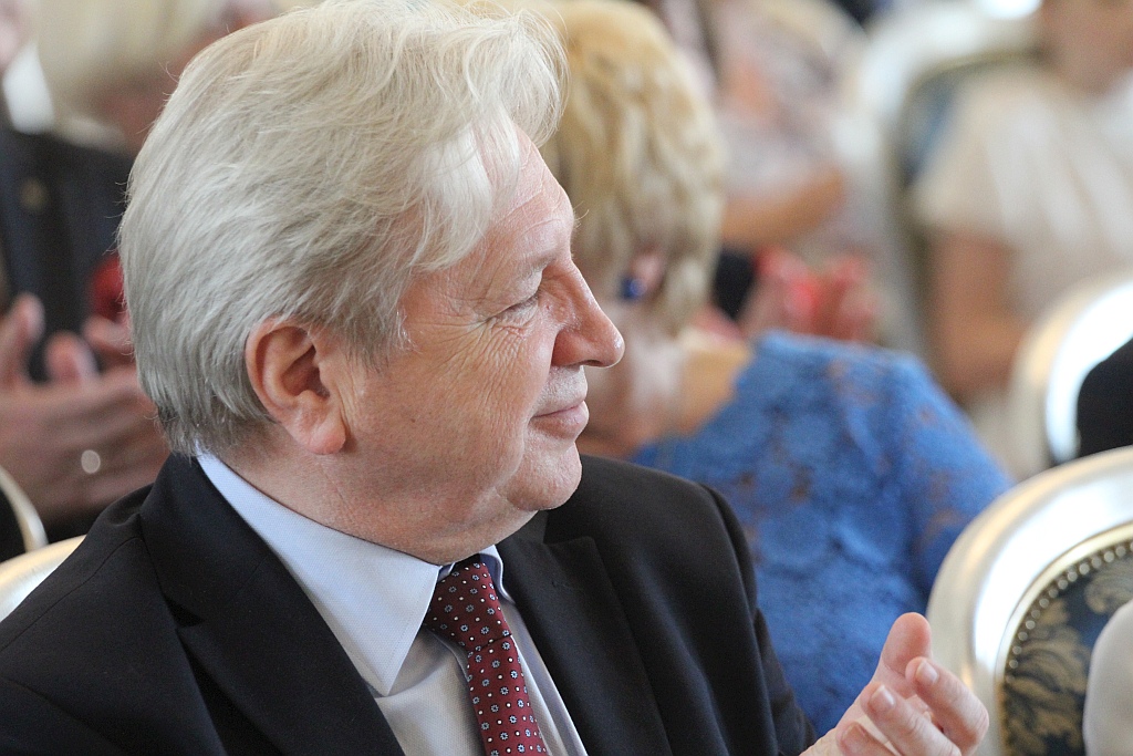 Waldemar Krzystek honorowym obywatelem Legnicy           
