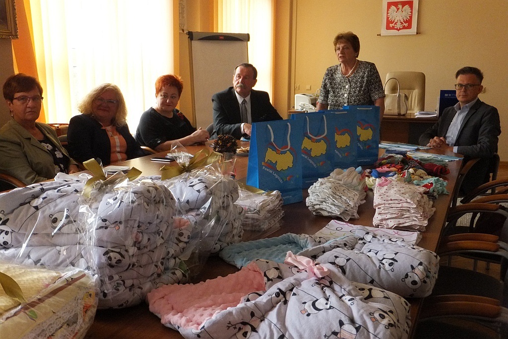 Piękne prezenty dla najmłodszych pacjentów legnickiego szpitala