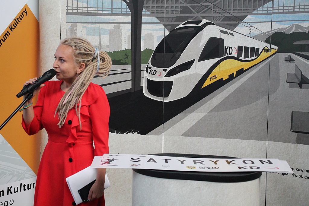 Zobaczcie satyrykonowy pociąg i wystawę najlepszych rysunków!