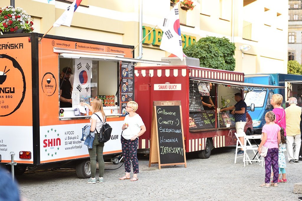 Food Trucki po raz kolejny opanowały satyrykonowy Rynek
