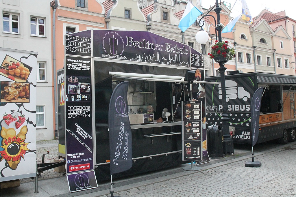 Food Trucki po raz kolejny opanowały satyrykonowy Rynek