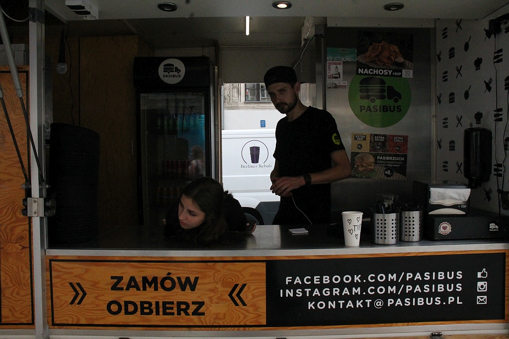 Food Trucki po raz kolejny opanowały satyrykonowy Rynek