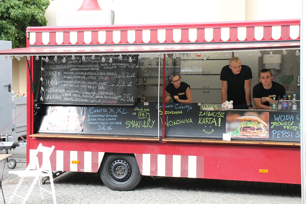 Food Trucki po raz kolejny opanowały satyrykonowy Rynek