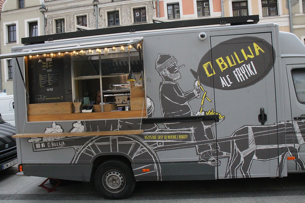 Food Trucki po raz kolejny opanowały satyrykonowy Rynek