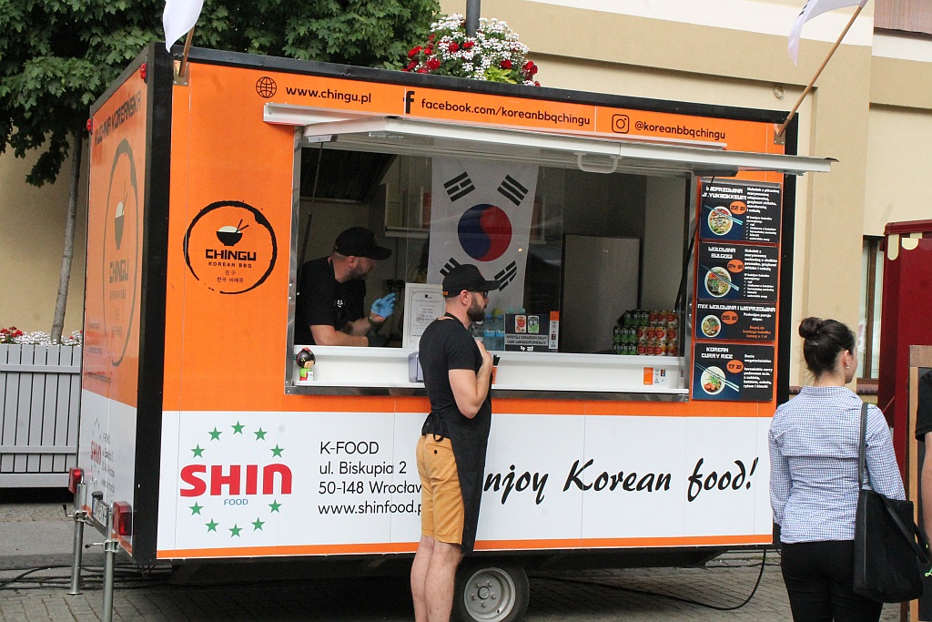 Food Trucki po raz kolejny opanowały satyrykonowy Rynek