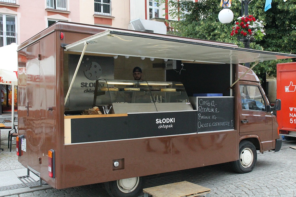 Food Trucki po raz kolejny opanowały satyrykonowy Rynek
