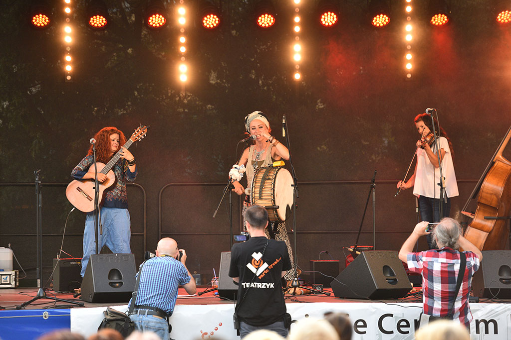 Koncert zespołu Huraban na inaugurację Satyrykonu
