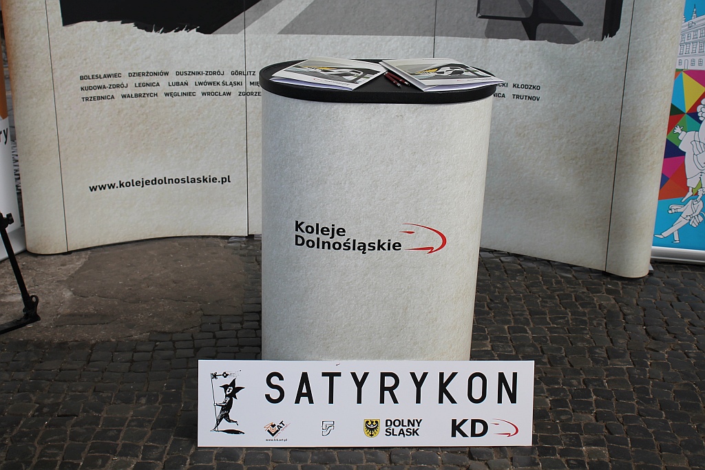Zobaczcie satyrykonowy pociąg i wystawę najlepszych rysunków!