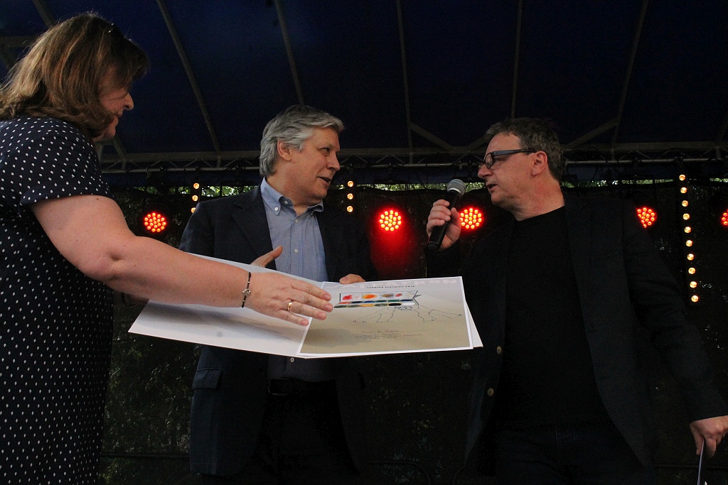 Zbigniew Woźniak laueatem nagordy Grand Prix Satyrykonu