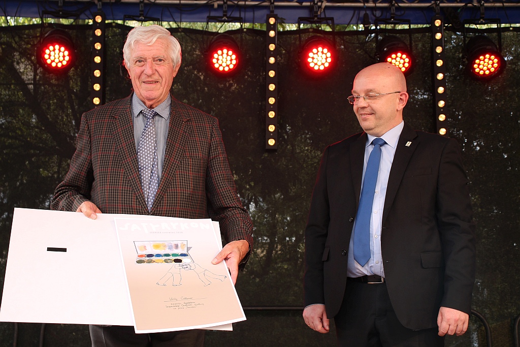 Zbigniew Woźniak laueatem nagordy Grand Prix Satyrykonu