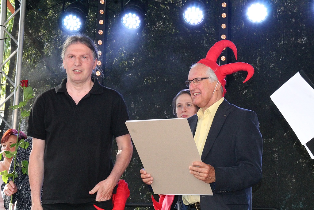 Zbigniew Woźniak laueatem nagordy Grand Prix Satyrykonu
