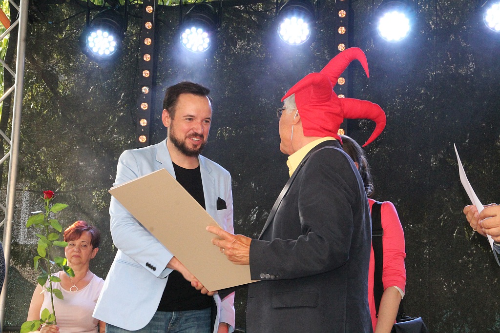 Zbigniew Woźniak laueatem nagordy Grand Prix Satyrykonu
