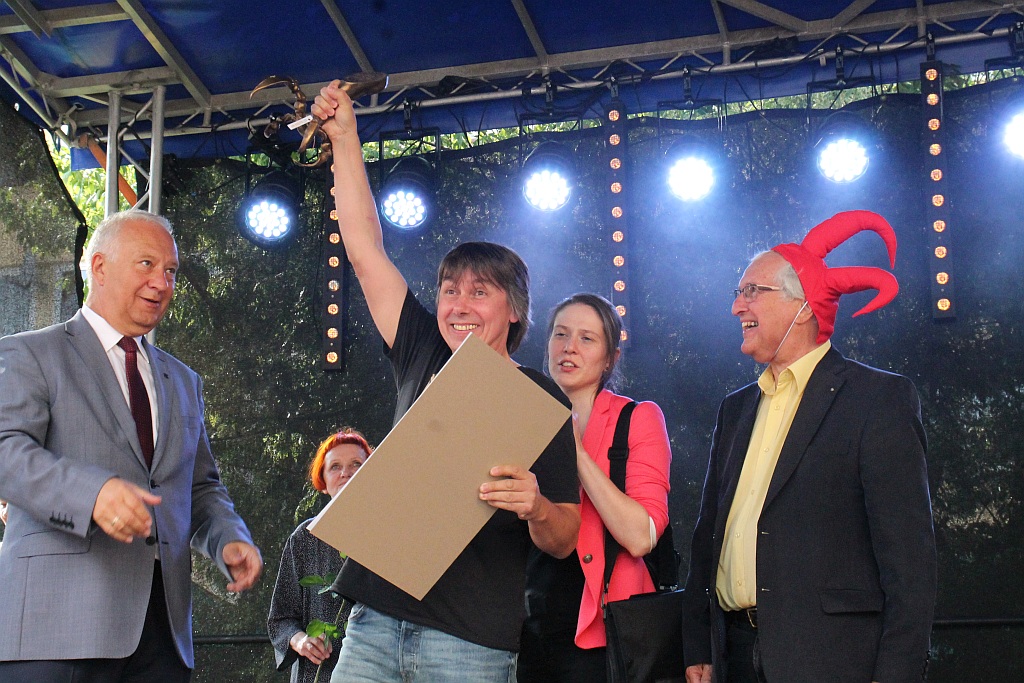 Zbigniew Woźniak laueatem nagordy Grand Prix Satyrykonu