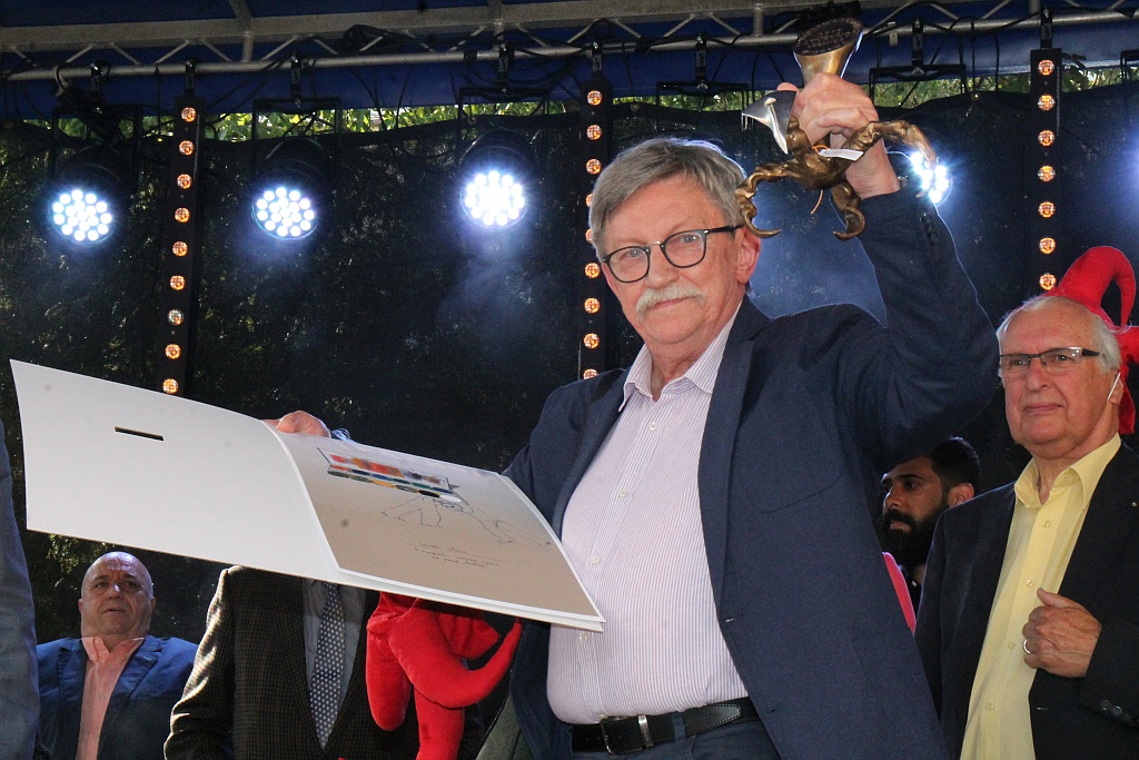 Zbigniew Woźniak laueatem nagordy Grand Prix Satyrykonu