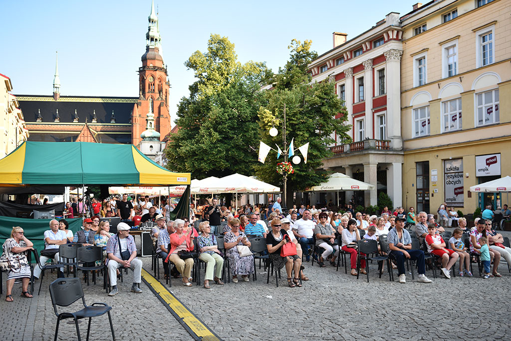 W miasteczku Funny Food można zjeść i wysłuchać koncertów