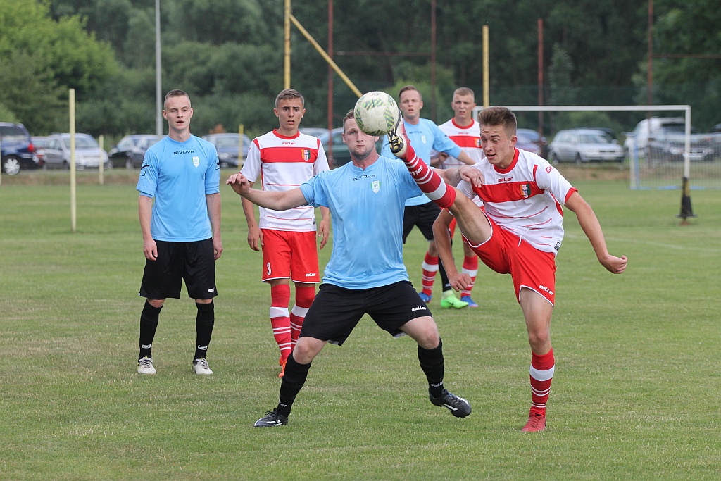 KS Winnica awansował do Klasy A. Zadecydowały rzuty karne!