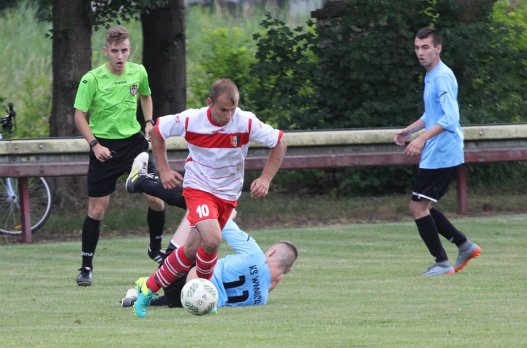 KS Winnica awansował do Klasy A. Zadecydowały rzuty karne!