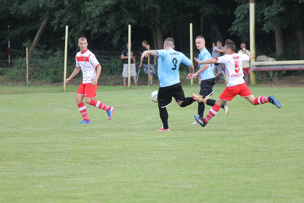 KS Winnica awansował do Klasy A. Zadecydowały rzuty karne!