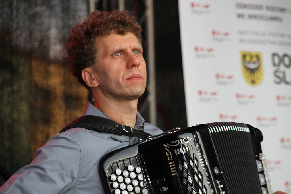 Na prochowickim rynku odbył się wspaniały koncert akordeonowy