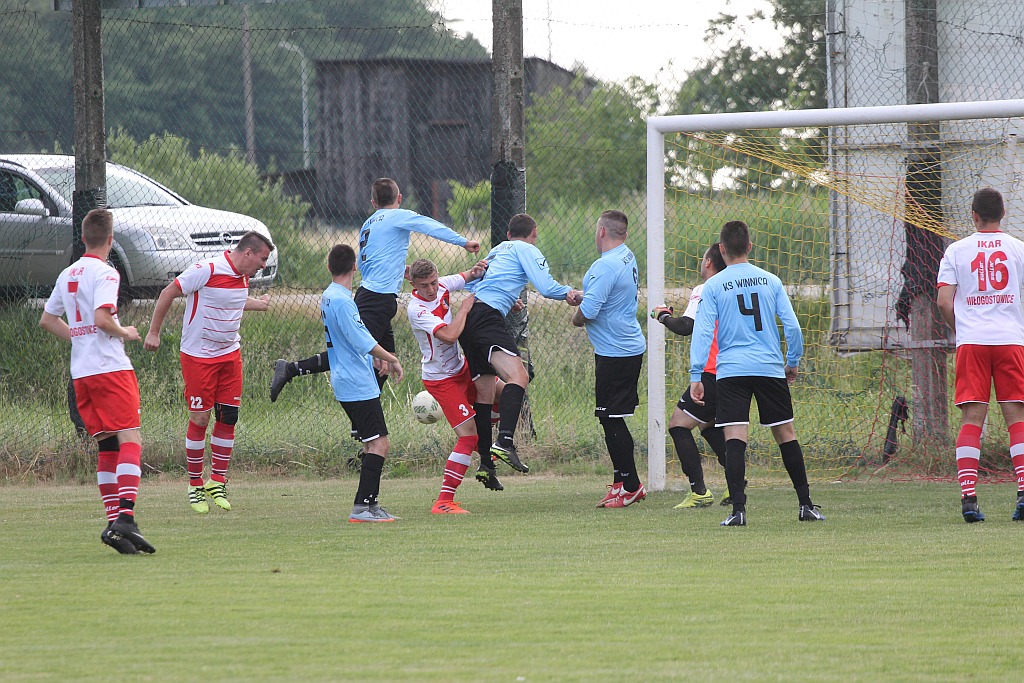 KS Winnica awansował do Klasy A. Zadecydowały rzuty karne!