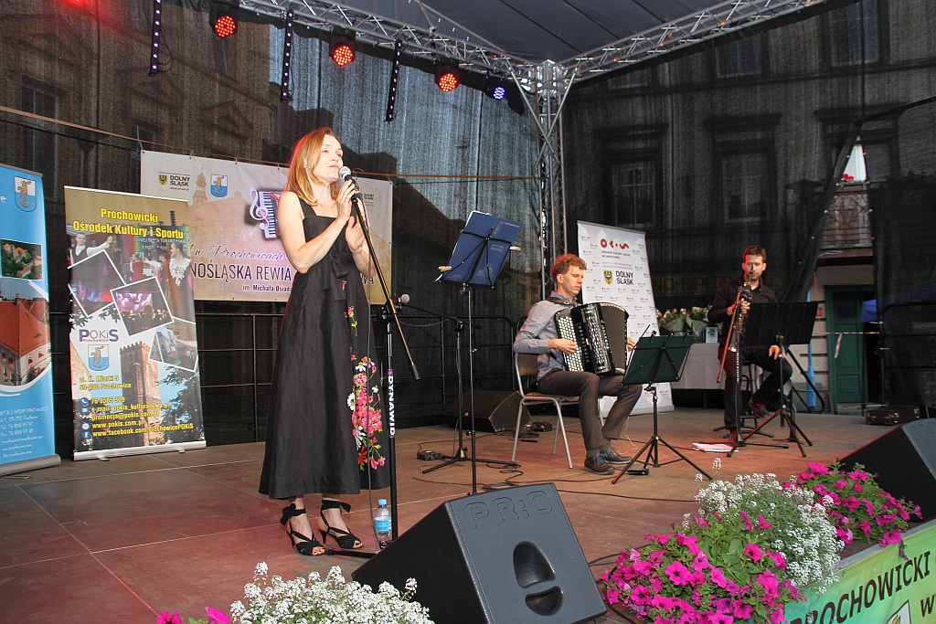 Na prochowickim rynku odbył się wspaniały koncert akordeonowy