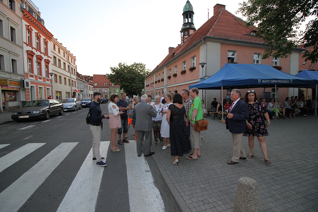 Na prochowickim rynku odbył się wspaniały koncert akordeonowy