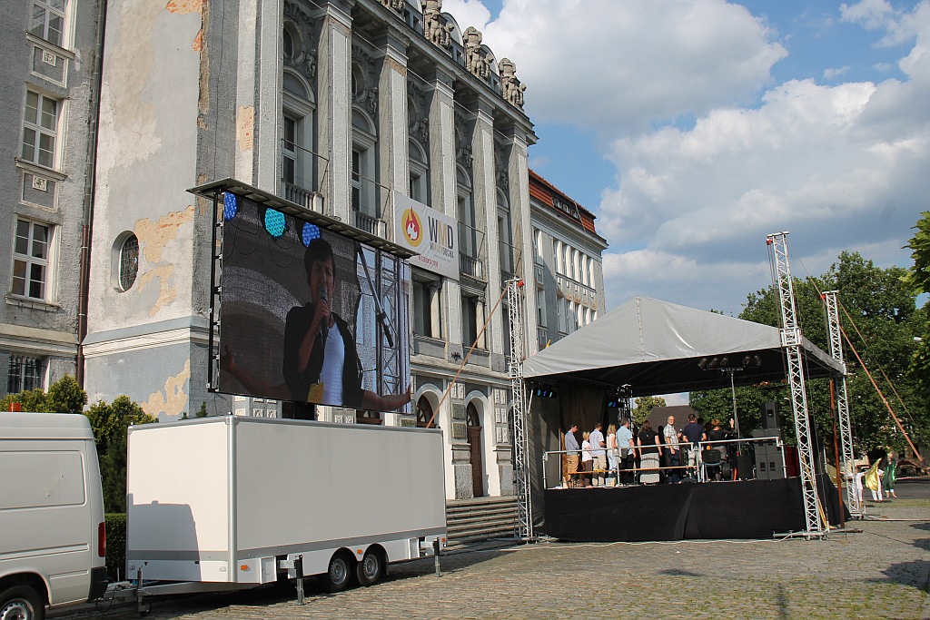 Koncert uwielbienia na zakończenie ewangelizacji Legnicy