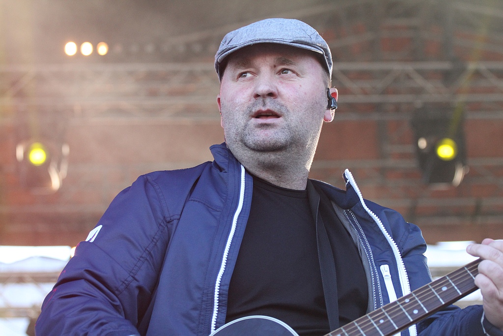 Święto Legnicy: Redlin i folkowa podróż po świecie