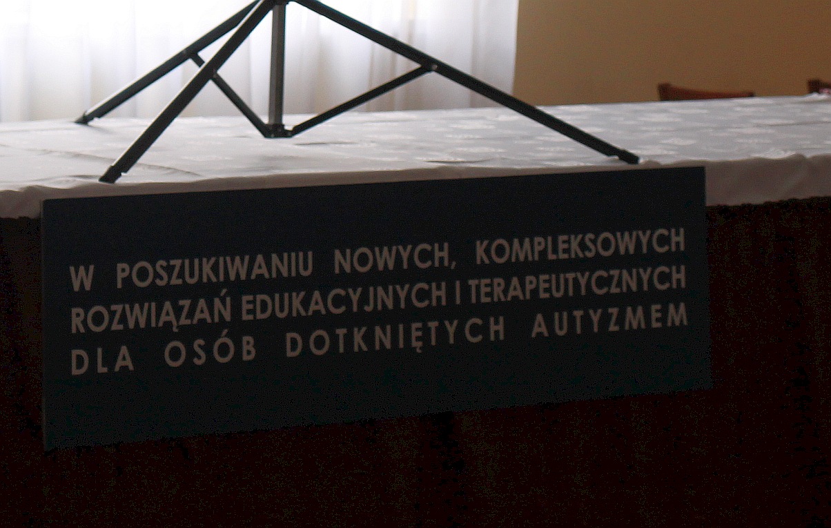 Konferencja poświęcona problematyce autyzmu odbyła się w Legnicy