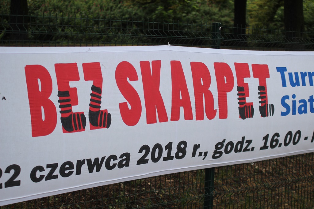 Po raz kolejny zagrali w siatkówkę na Kormoranie bez skarpet