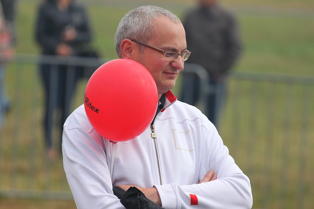 Enjoy zrobili to. Rozkołysali publikę na lotnisku