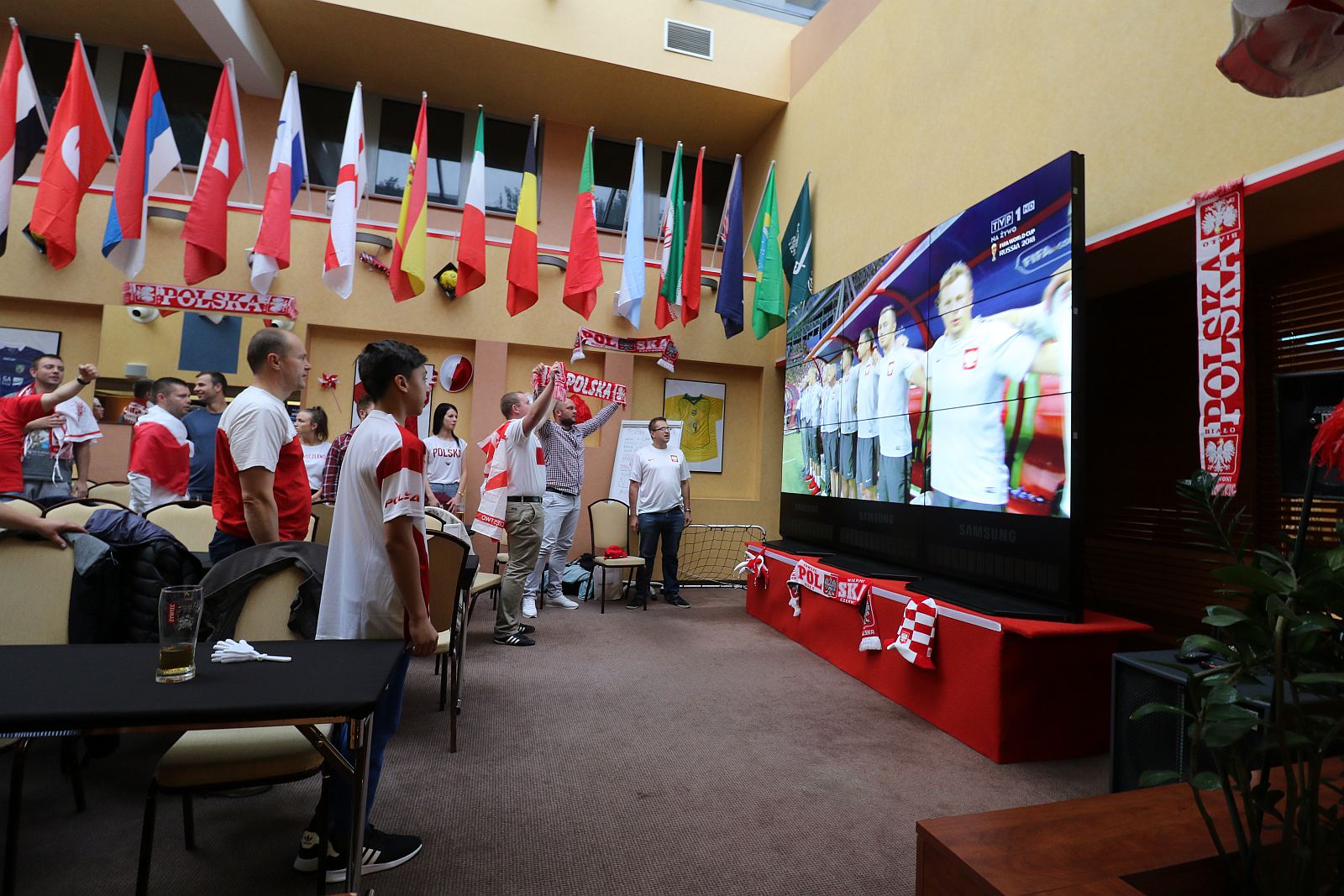 Legnica kibicuje - Mundial 2018, kibicowanie w Hotelu Qubus