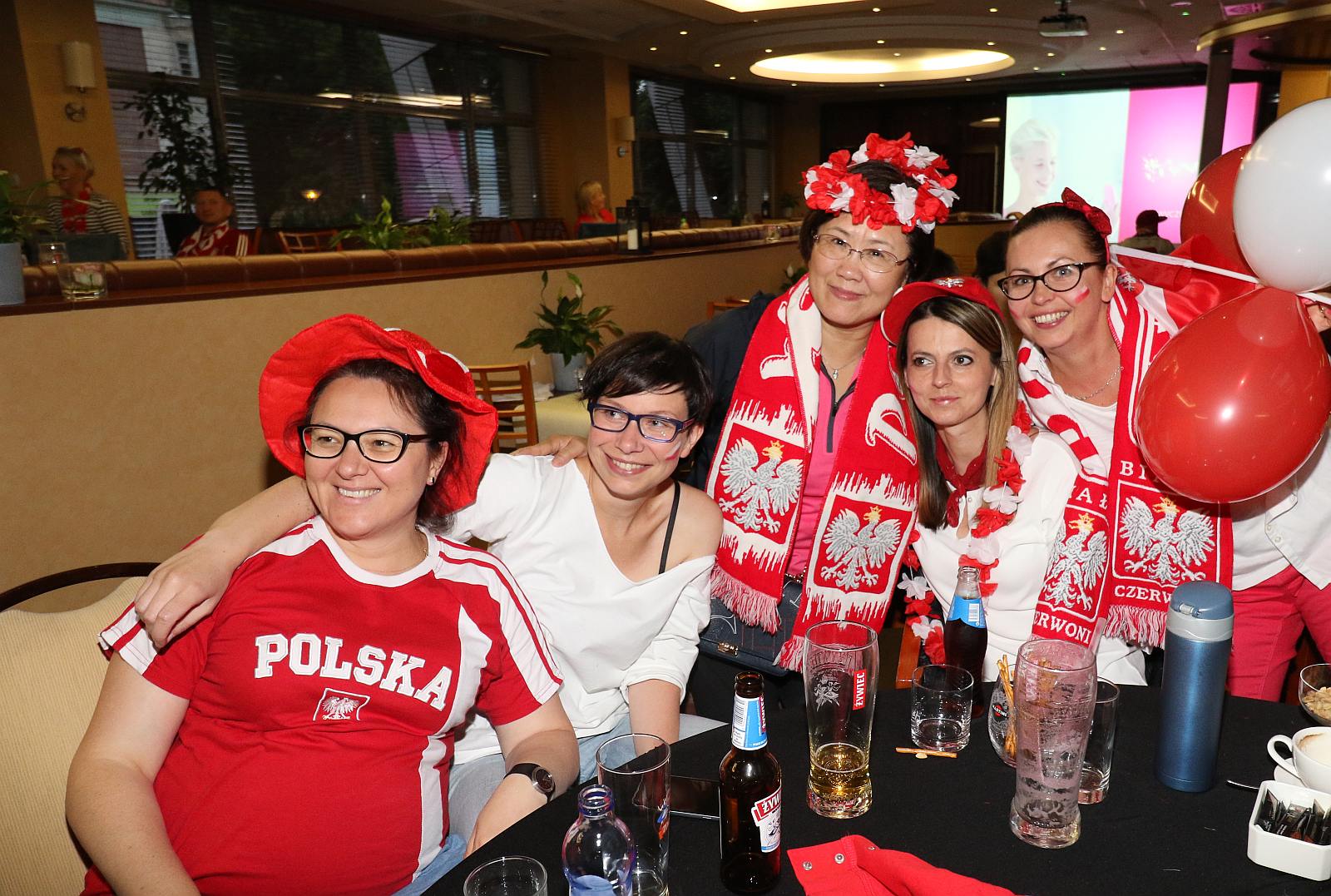 Legnica kibicuje - Mundial 2018, kibicowanie w Hotelu Qubus