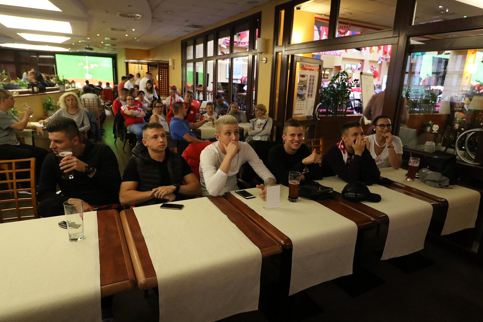 Legnica kibicuje - Mundial 2018, kibicowanie w Hotelu Qubus