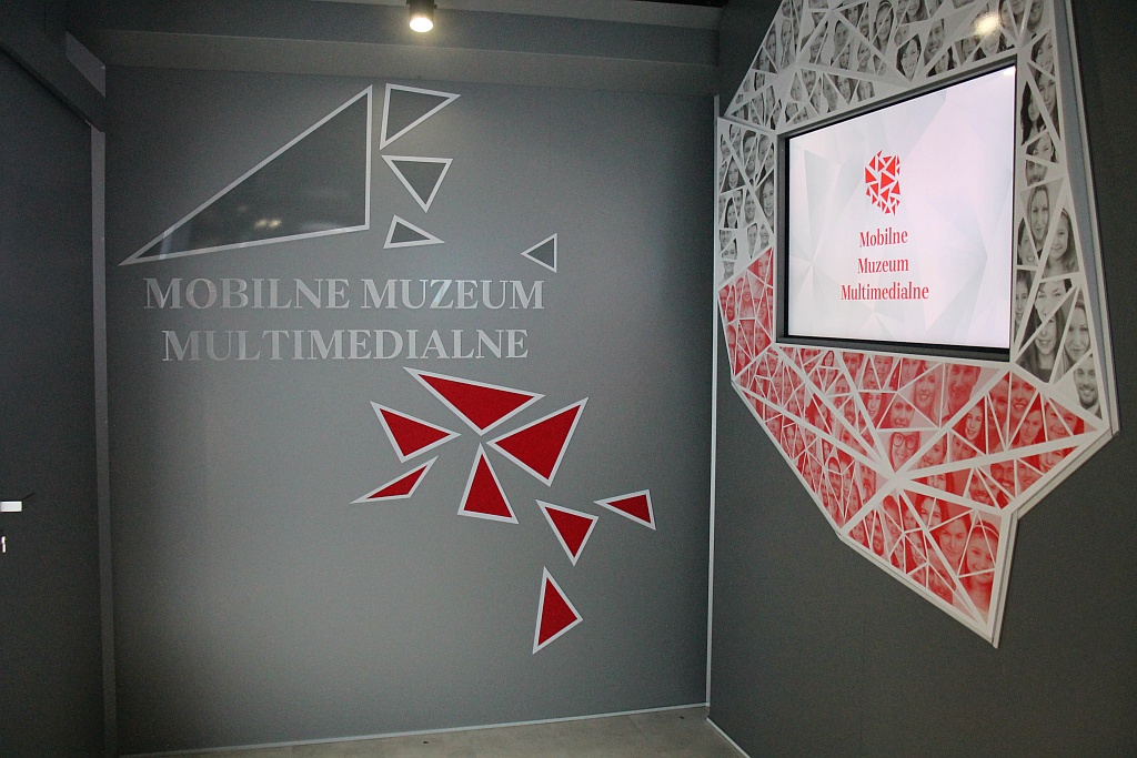 Mobilne Muzeum Stulecia Odzyskania Niepodległości jest w Legnicy