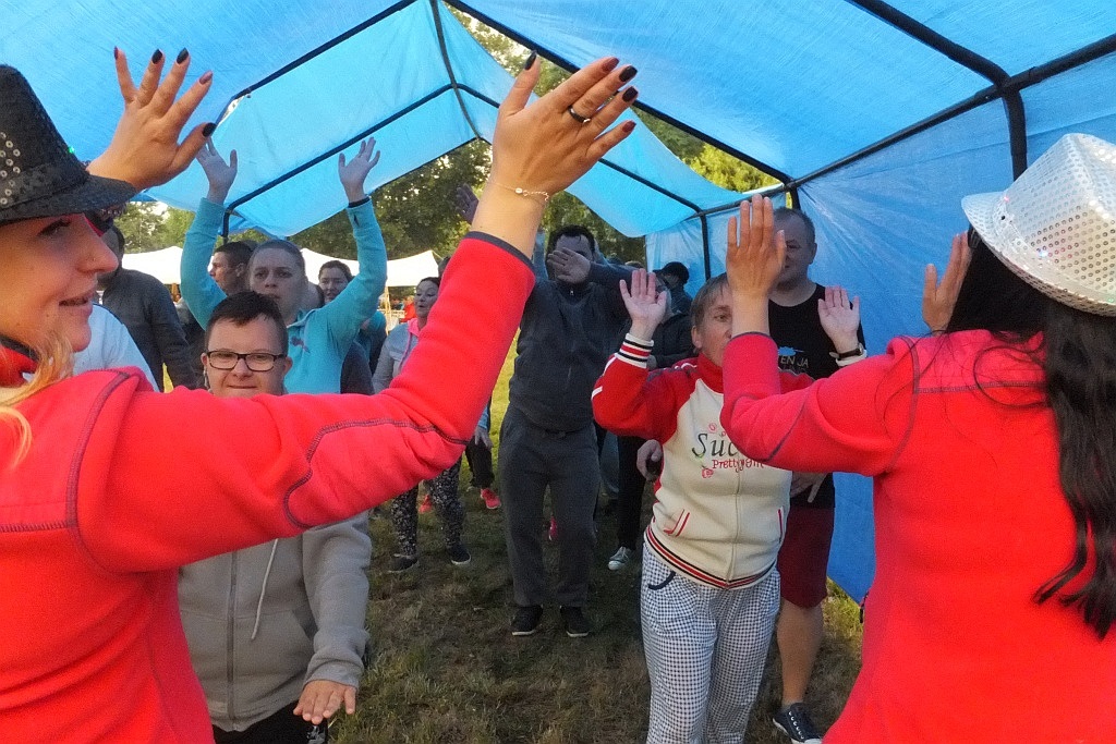 Niepełnosprawnym nawet deszcz nie przerwał dobrej zabawy