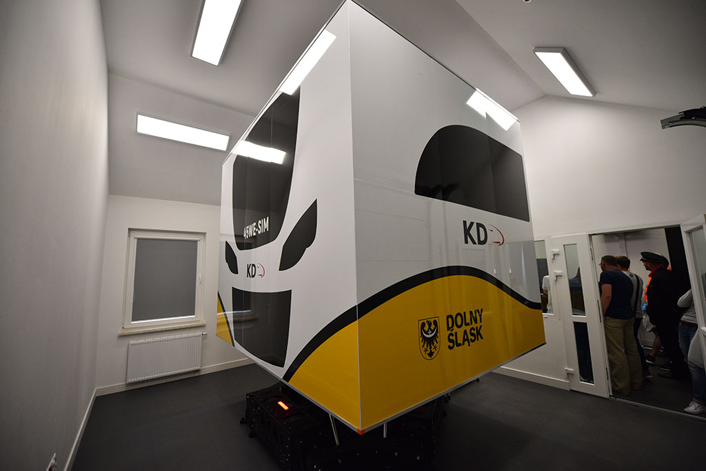 Tłumy na drugim dniu otwartym Kolei Dolnośląskich
