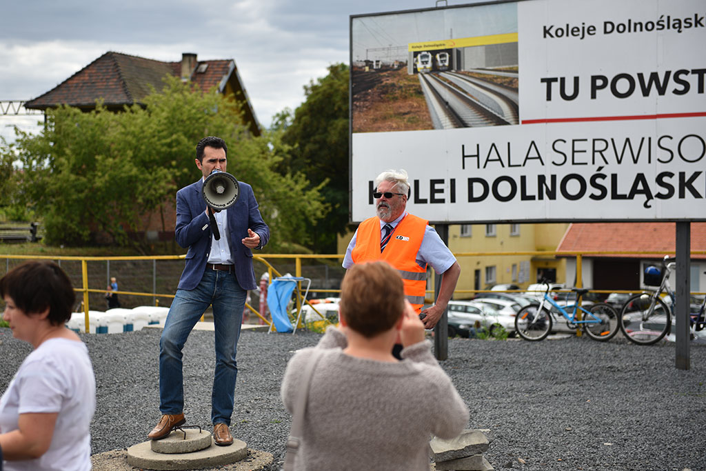 Tłumy na drugim dniu otwartym Kolei Dolnośląskich