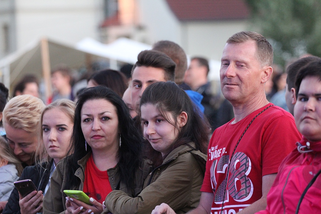 Piękni i Młodzi dali koncert na zakończenie Henrykaliów